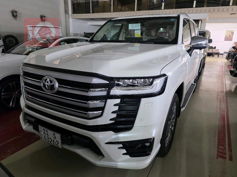 تويوتا لاندكروزر